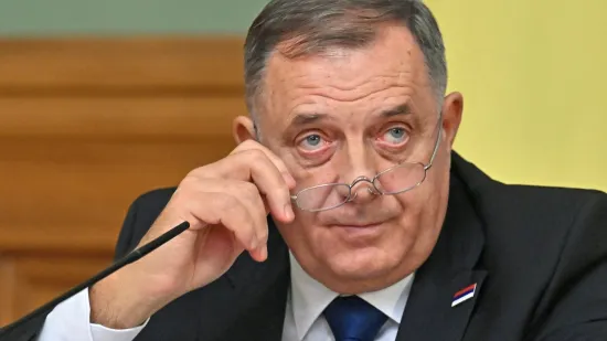 Dodik izvrijeđao šefa delegacije EU u BiH: 'Mizerna protuha propale politike i antisrbin'