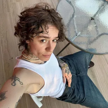 Tko je Karolina Ilić? U vezi je s lijepom Brazilkom, a na Instagramu je prati 10 tisuća ljudi