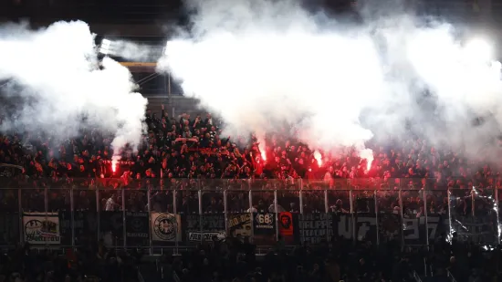 Nijemci došli na obnovljeni Camp Nou i radili kaos: Fotografije obilaze svijet