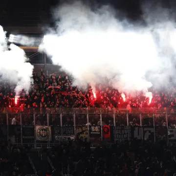 Nijemci došli na obnovljeni Camp Nou i radili kaos: Fotografije obilaze svijet