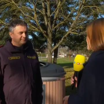 Vatrogasci se oglasili o trudnici koja je upala u kontejner: 'Ne čini se toliko dubok, ali...'