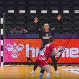 Počeo je susret: Lucija Bešen u prva dva napada zatvorila Hrvatska vrata