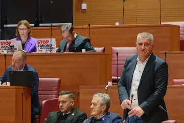 Bura u Saboru zbog Bačićevog zakona: 'Ovo je švedski stol mafiji i interesnim skupinama'