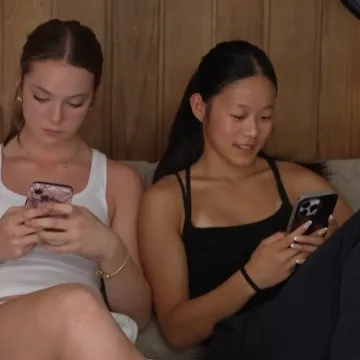 Jednim klikom razbjesnili milijune tinejdžera! Hoće li zabrana društvenih mreža postati standard?