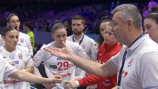 Obrvan pozvao time-out pa poručio curama: 'Ne možete ovako jurit'