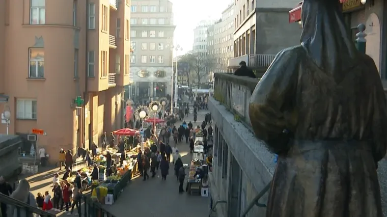 Vraćaju se mesari na Dolac! Prodavači ogorčeni, a kupci? 'Sve sam iz dubokog potro&scaron;ila'