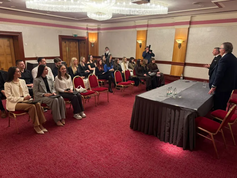 Kako Zaklada Prsten već 18 godina mijenja živote mladih: 383 stipendije i 600 tisuća eura potpore