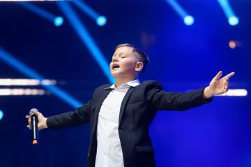 Hrvatski predstavnik zapalio atmosferu u Gruziji: Marino Vrgoč oduševio na karaokama