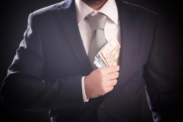 Novi zakon stupio na snagu: Hrvati vi&scaron;e neće moći lako skrivati dohodak, imovinu i transakcije