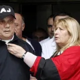 Obiteljski prijatelj otkrio je sve detalje: Evo u kakvom je stanju udovica Halida Bešlića