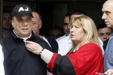 Obiteljski prijatelj otkrio je sve detalje: Evo u kakvom je stanju udovica Halida Bešlića