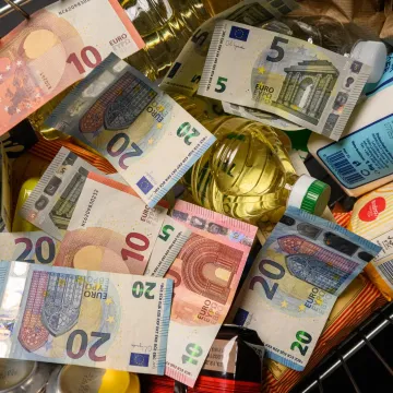 Je li vam trenutačna plaća dovoljna za tro&scaron;kove božićnih blagdana?