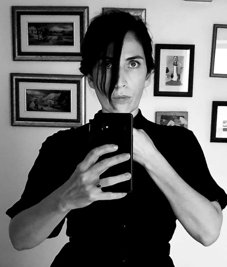 Od anđeoske narudžbe do crnog mačka i djevojke u boci: Ovo je najčarobniji izlog u Zagrebu