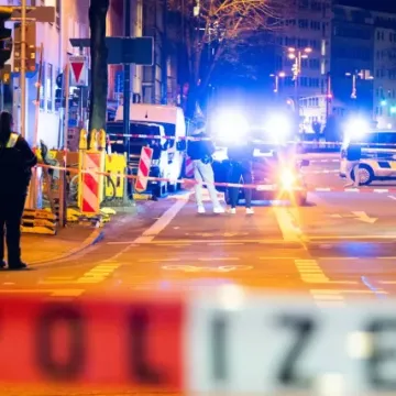 Horor na Adventu: Tinejdžer izboden nožem, napadač pobjegao