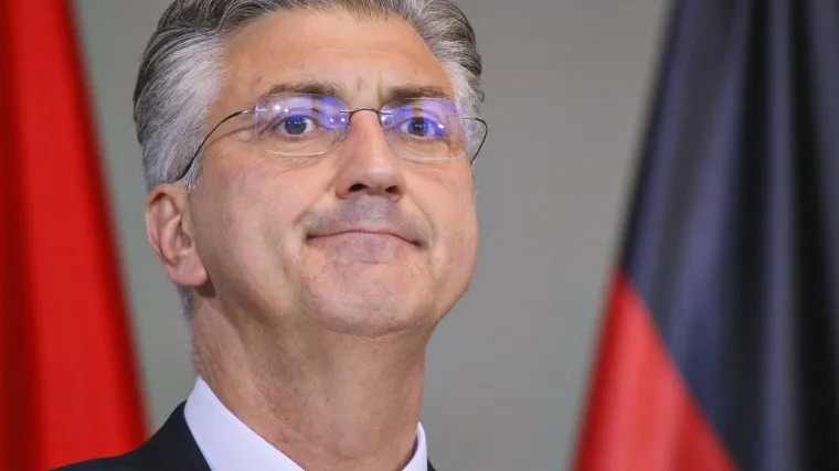 Milanović kritizirao Francuze, Plenković mu spustio: 'Neka ode u Pariz i kaže im to'