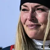 Najzgodnija skijašica se emotivno 'raspala' na postolju: Suzno lice krije tajnu razgovora s ocem