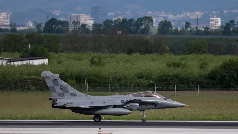 Je li nas Francuska trebala konzultirati prije prodaje Rafalea Srbiji? Evo koje je vaše mišljenje