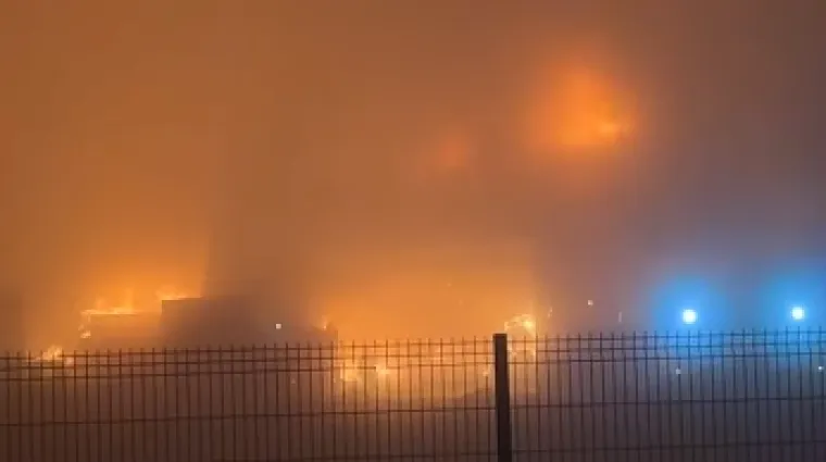 Veliki požar u industrijskoj zoni u Zaboku: Vatra guta postrojenje CIAK-a