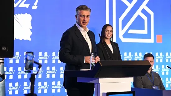 Plenković opomenuo Mladež HDZ-a, ali kad je ovo rekao svi su morali krenuti pljeskati