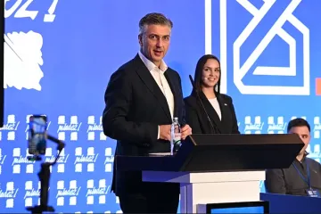 Plenković opomenuo Mladež HDZ-a, ali kad je ovo rekao svi su morali krenuti pljeskati