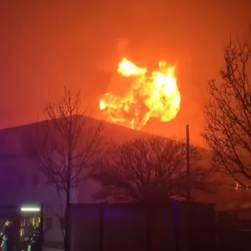 Vatra progutala dio CIAK-a usred noći! Zrak je zagađen, a radnici u šoku: 'Teško je...'
