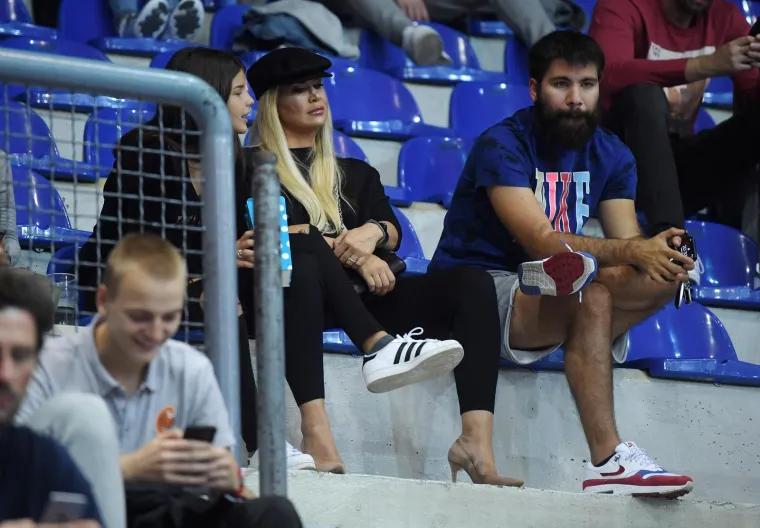 Tko je Nika Perenčević koju povezuju s Kustićem? Ljubila Tedeschija, ima četvero djece i tatu tajkuna