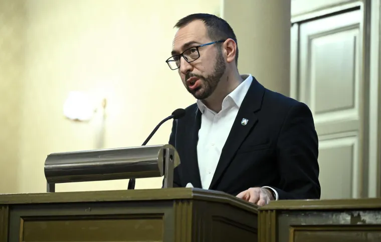 Thompson objavio snimku iz Zadra - zbog ovoga mu je Tomašević zabranio drugi koncert