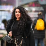 Kovrčava ljepotica bila je glavna zvijezda zagrebačke špice, a pojavila se i zgodna liječnica