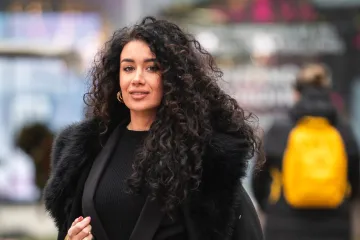 Kovrčava ljepotica bila je glavna zvijezda zagrebačke špice, a pojavila se i zgodna liječnica