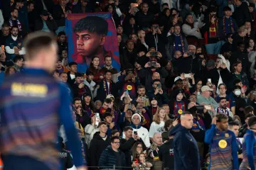 Pobjegli na sedam bodova: Poslušajte kako navijači Barcelone skandiraju treneru Reala