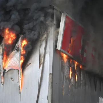 Gori skladište velikog trgovačkog lanca u Ljubljani: Na terenu je više od 300 vatrogasaca