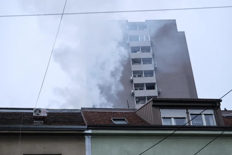 Požar na krovi&scaron;tu zgrade kod Doma sportova u Zagrebu: Vatrogasci otkrili &scaron;to se dogodilo