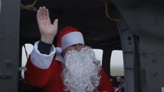 Hrvatska vojska spasila Božić: Djed Mraz do djece stigao moćnim Black Hawkom