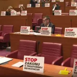 Plju&scaron;te žestoke optužbe uoči glasanja o Bačićevim zakonima: SDP najavio ustavnu tužbu