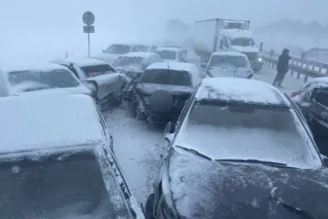 Snježna oluja zatrpala autoceste: Evakuirano 148 osoba, materijalna &scaron;teta je velika