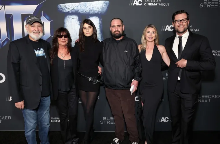 Ovisnik, živio na ulici: Za ubojstvo Roba Reinera i supruge Michelle sumnjiče njihovog sina!