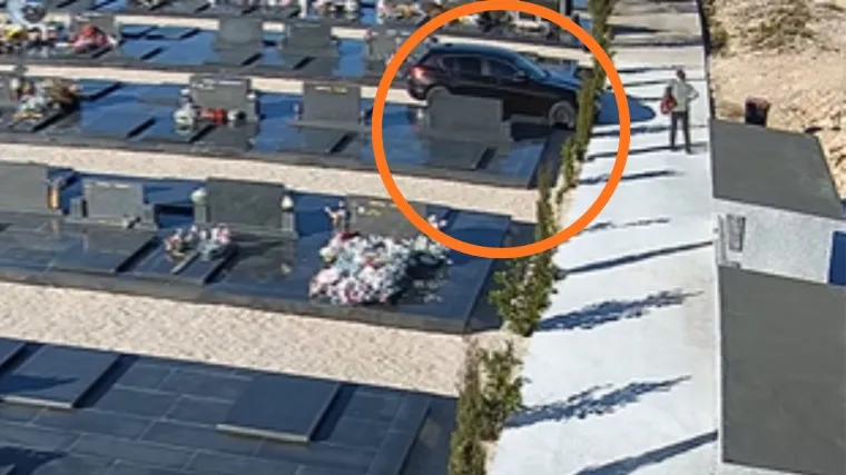 Bizarno na Jadranu, vozač projurio kroz groblje - objavili video: 'Tu ni mrtvačka kola ne ulaze'