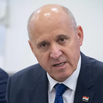 Bačić sazvao izvanrednu presicu: Otkriva najnovije detalje o Vjesniku