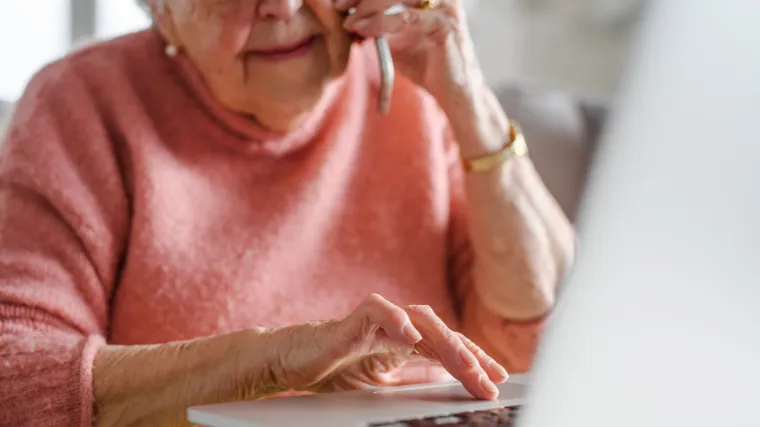 Lažni doktor opelje&scaron;io Hrvate. Objavljeno kako im je ukrao 150.000 eura
