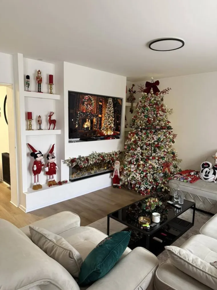 Va&scaron;e jelke odu&scaron;evljavaju žiri, pa čak i Baku Mraz: 'Kao u božićnom ljubavnom filmu'