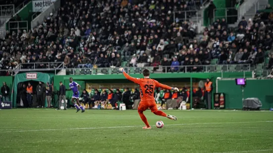 Biv&scaron;i golman Hajduka izluđuje napadače! Sprema se i veliki transfer: 'Već dugo brani odlično'