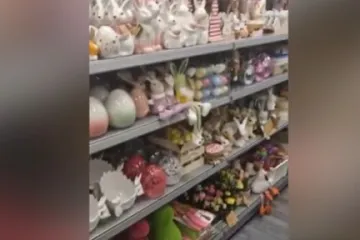 Je li ovo moguće?! Nije ni pro&scaron;ao Božić, a jedan na&scaron; trgovački lanac već prodaje uskrsne ukrase?