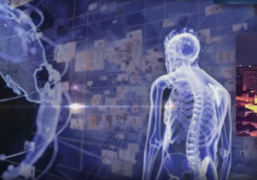 Dok je jedan vozač bježao policiji s 11 ilegalnih migranata u autu, drugi je preletio kroz groblje