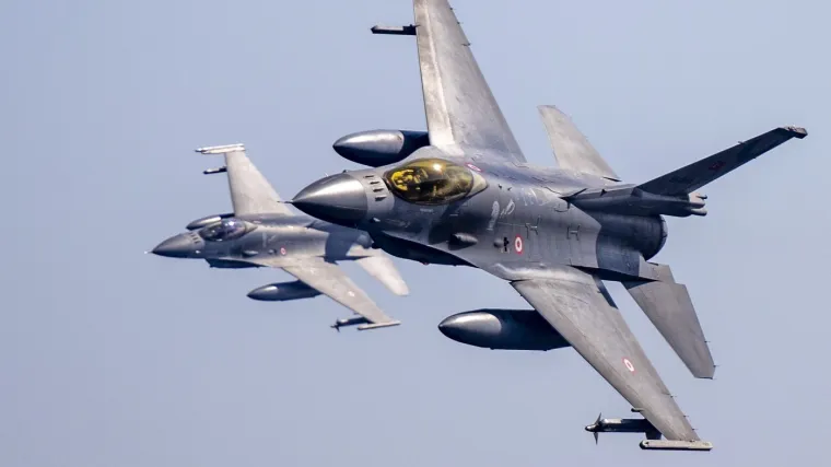 NATO članica sru&scaron;ila dron: U stanje pripravnosti stavljeni lovci F-16