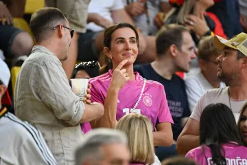 Supruga legendarnog Nijemca ide u politiku. Učlanila se u demokršćane