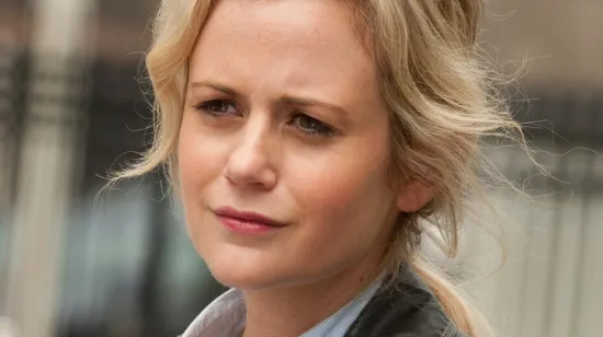 U 46. godini preminula je popularna glumica: Potresna izjava roditelja &scaron;okirala fanove