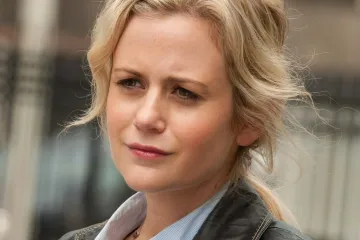 U 46. godini preminula je popularna glumica: Potresna izjava roditelja &scaron;okirala fanove