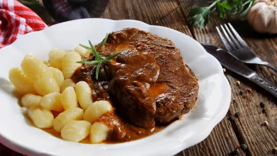 Kraljica dalmatinske kuhinje: Donosimo tri tradicionalna recepta za pa&scaron;ticadu