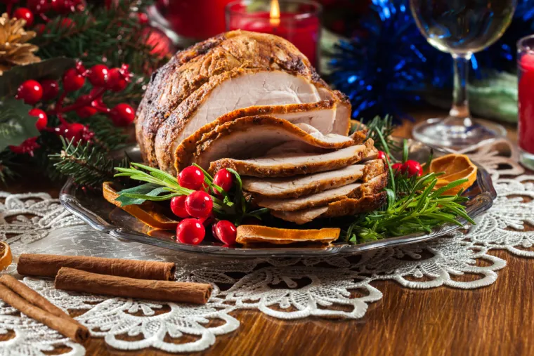 Ne mora biti skupo da bi bilo svečano: kako složiti blagdanski stol koji izgleda luksuzno, a ko&scaron;ta upola manje