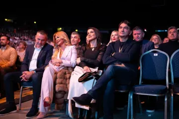 Novi dečko Nike Perenčević? Pogledajte fotografije predsjednika HNS-a s kojim ju povezuju